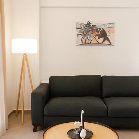 Heart Luxury Penthouse Apartment *